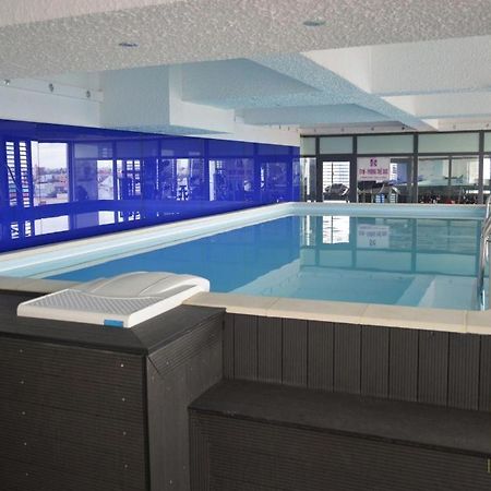 Iris Hotel Кантхо Екстер'єр фото
