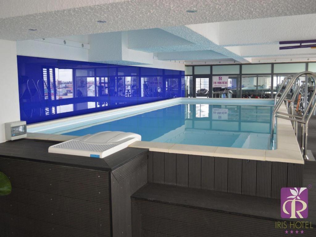 Iris Hotel Кантхо Екстер'єр фото