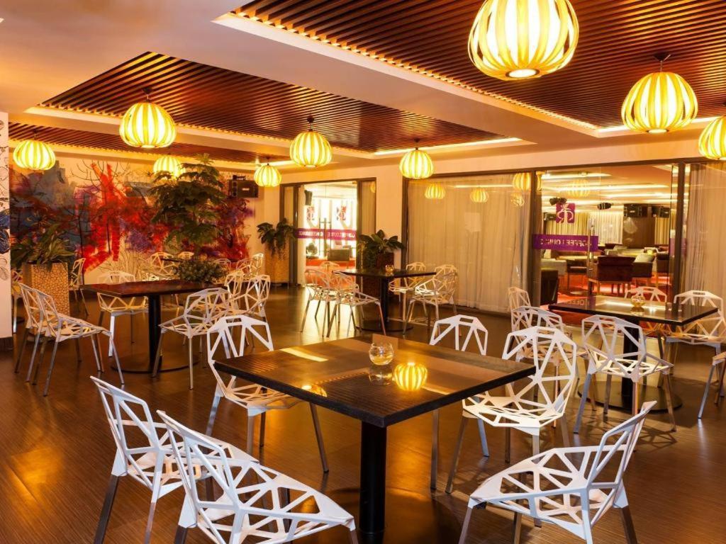 Iris Hotel Кантхо Екстер'єр фото
