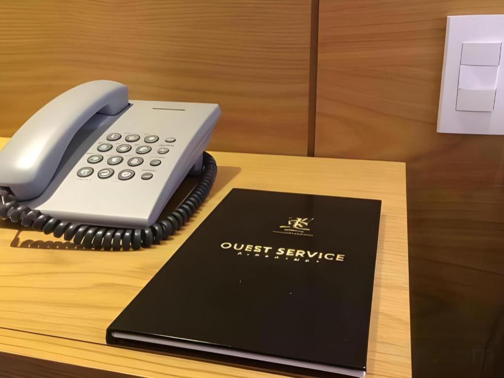 Iris Hotel Кантхо Екстер'єр фото