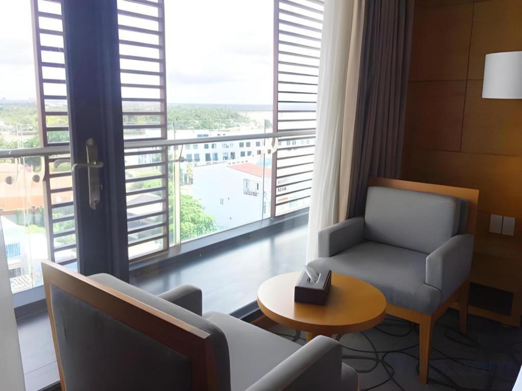 Iris Hotel Кантхо Екстер'єр фото