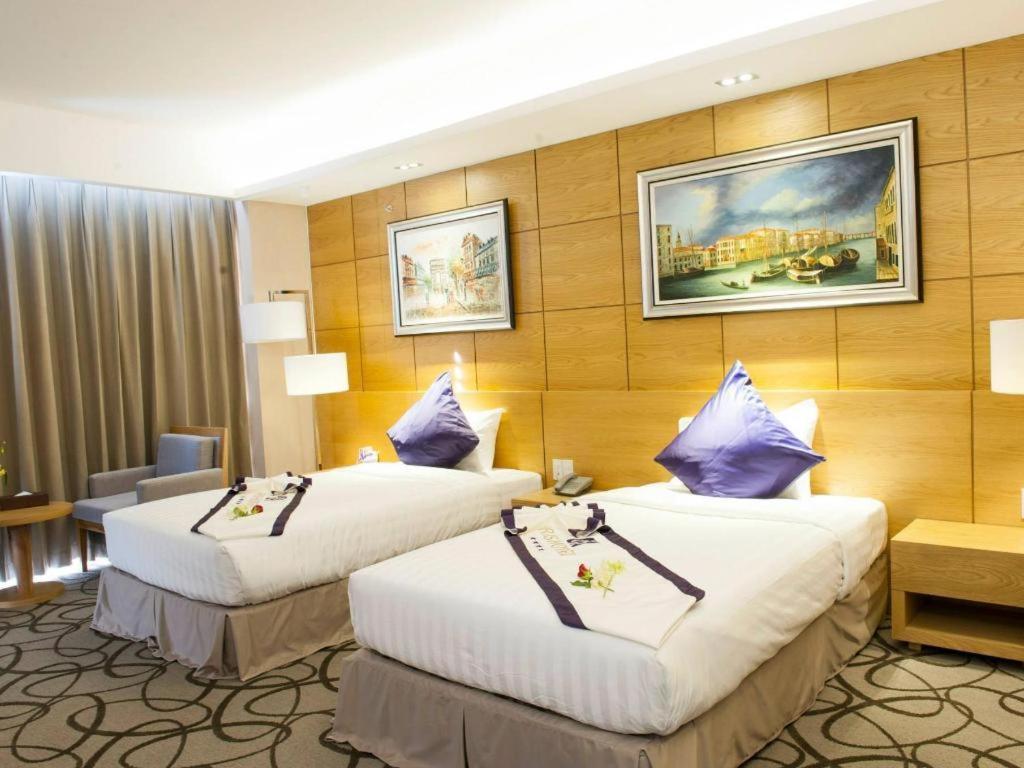 Iris Hotel Кантхо Екстер'єр фото